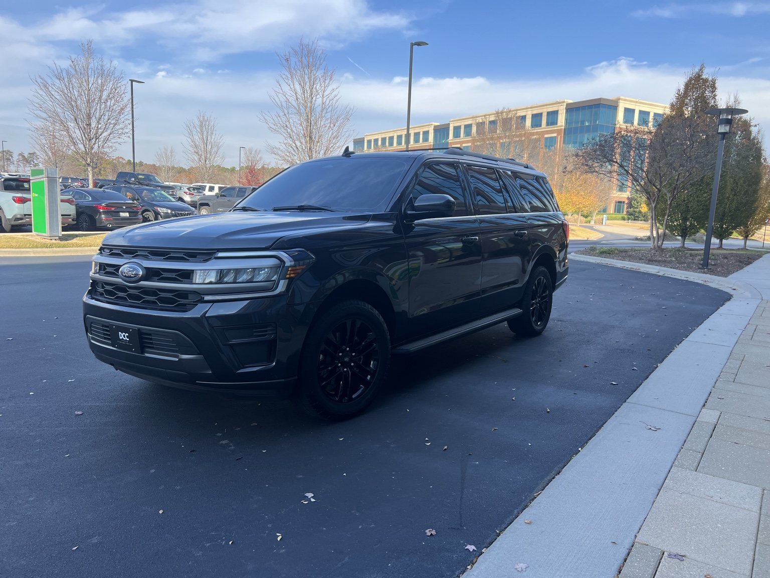Front and side view of the DCC Ford Expedition